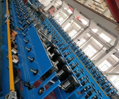 模壓橋架設(shè)備