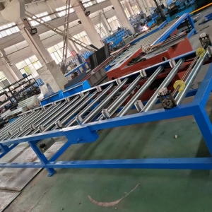 模壓橋架設(shè)備