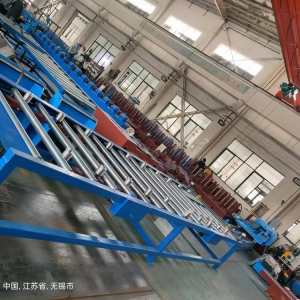 模壓橋架設(shè)備