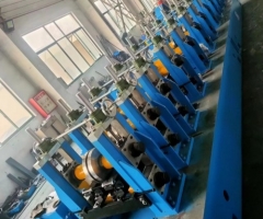 護欄板成型設(shè)備