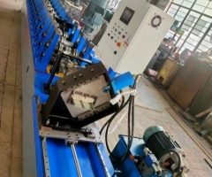 護欄板成型設(shè)備