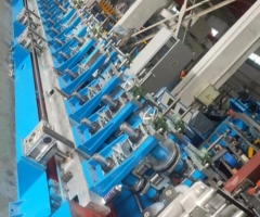 護欄板成型設(shè)備