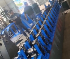 護欄板成型設(shè)備