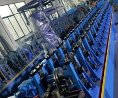 護欄板成型設(shè)備